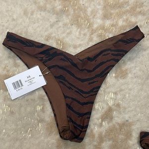 Weworewhat Delilah bottom